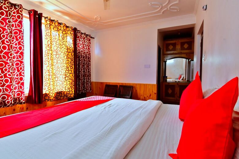 Hotel Oyo 36116 Chatanya Resort