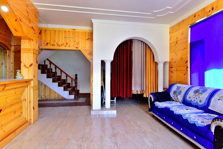 Hotel Oyo 36116 Chatanya Resort