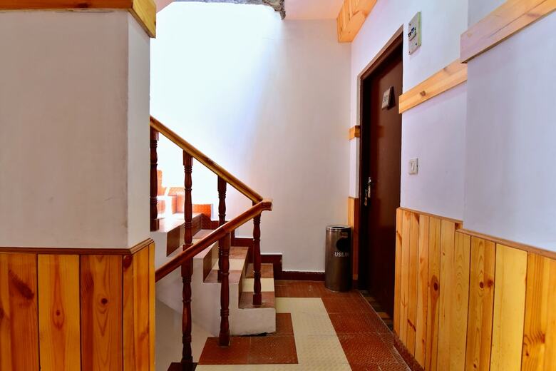 Hotel Oyo 36116 Chatanya Resort