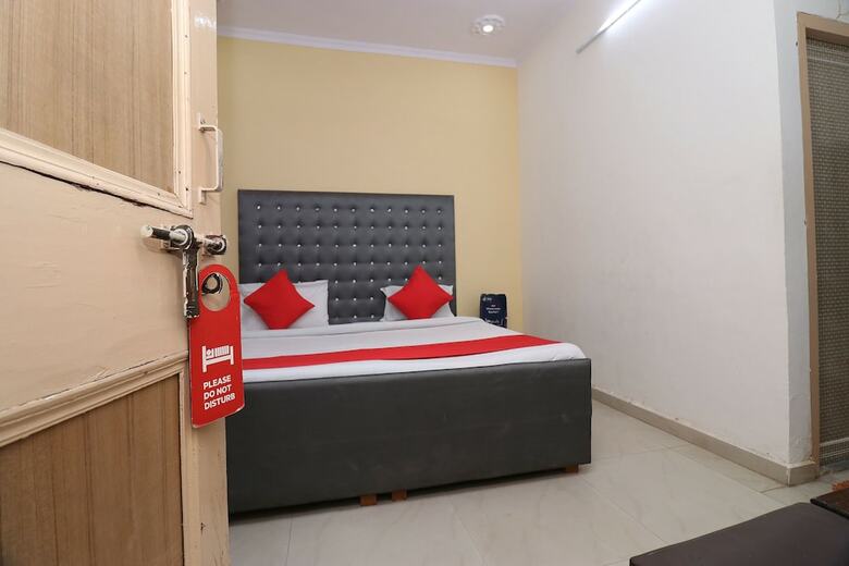 Hotel Oyo 26730 Grandstay