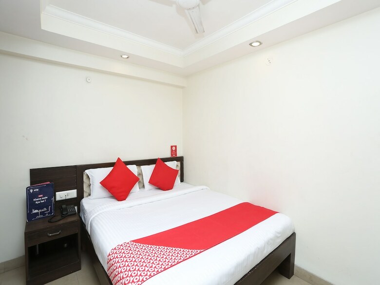 Hotel Oyo 30240 Shri Radha Palace