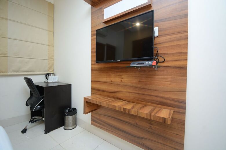 Oyo 31114 Hotel Pal Regency