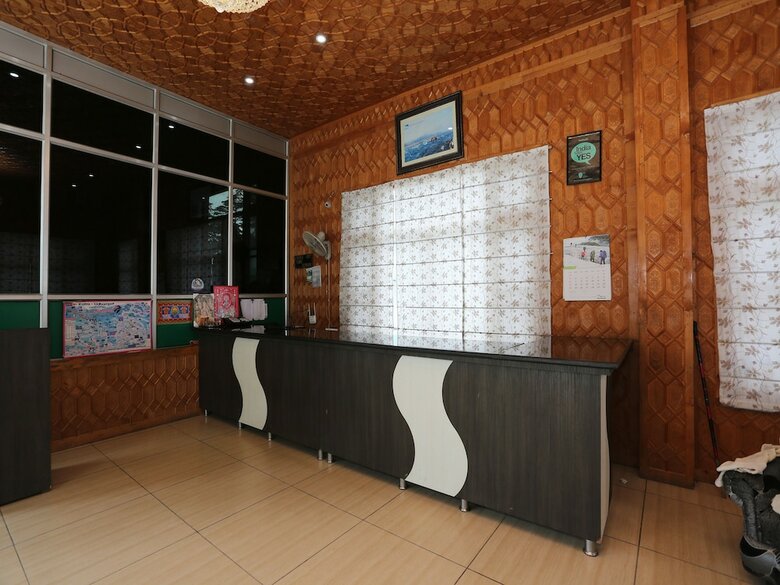 Hotel Oyo 36966 Pal Guest Housr