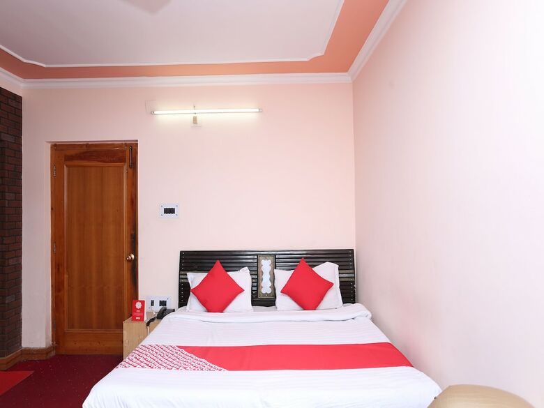 Hotel Oyo 36966 Pal Guest Housr