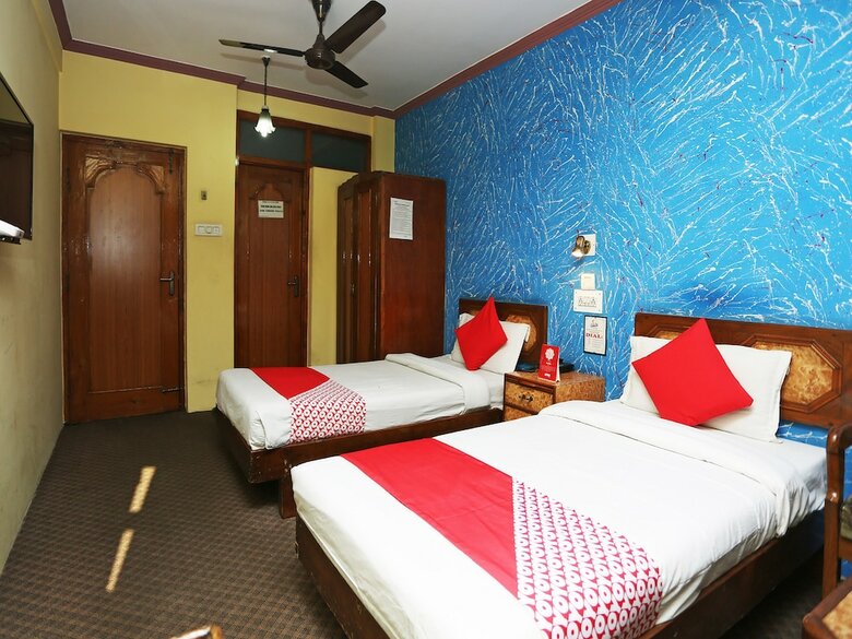 Oyo 24966 Grand Hotel & Restaurant
