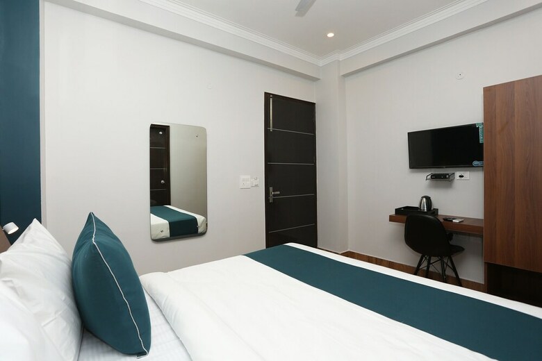 Hotel Silverkey Executive Stays 19650 Huda Star Mall