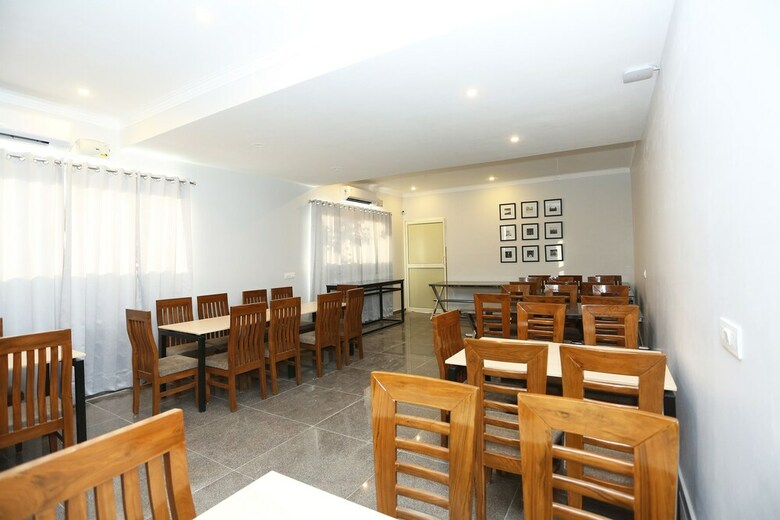 Hotel Silverkey Executive Stays 19650 Huda Star Mall