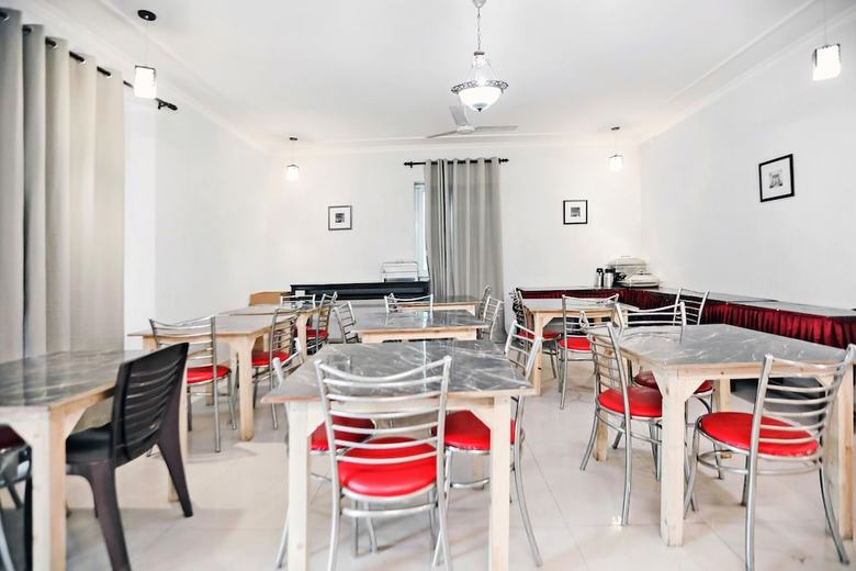 Hotel Silverkey Executive Stays 30271 Shoprix Mall Sector 61