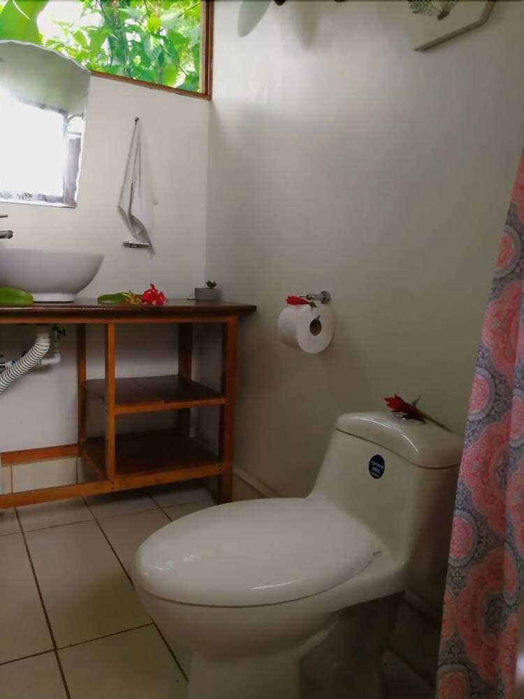 Hostal Punta Marenco Lodge