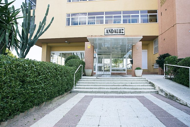 Apartamentos Amazing Sea Views & Comfortable Pool