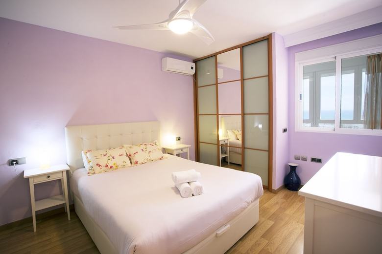 Apartamentos Amazing Sea Views & Comfortable Pool