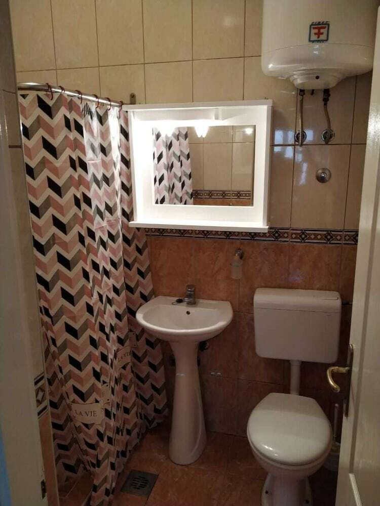 Apartments Lazovi?