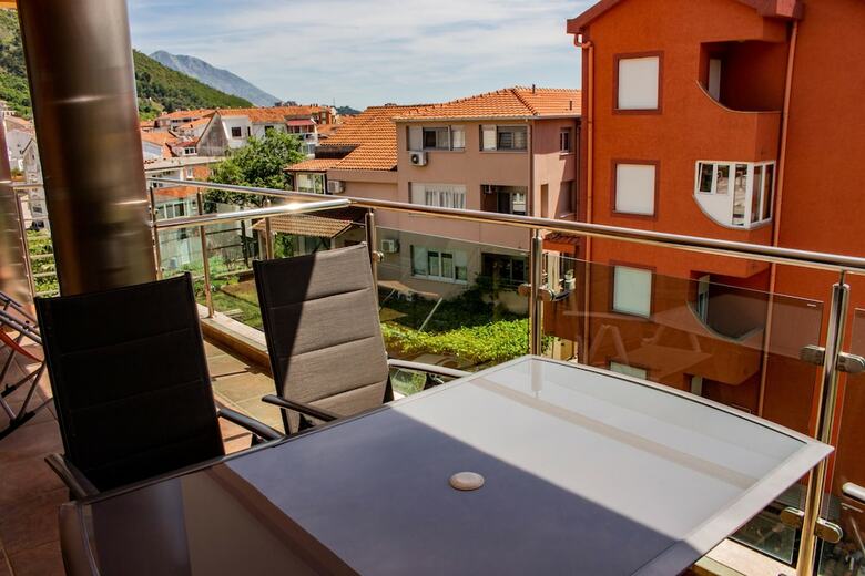 Sea Side Luxury Apartment