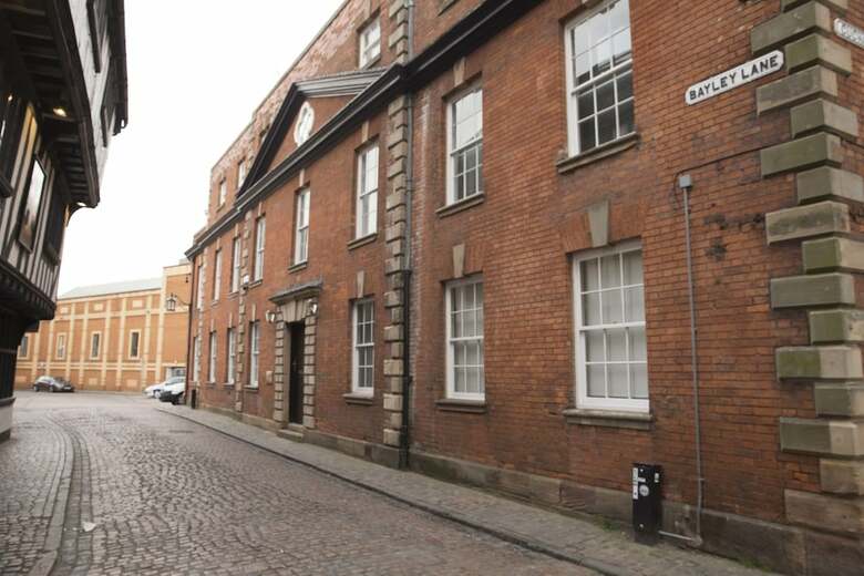 Apartamentos Old County Court