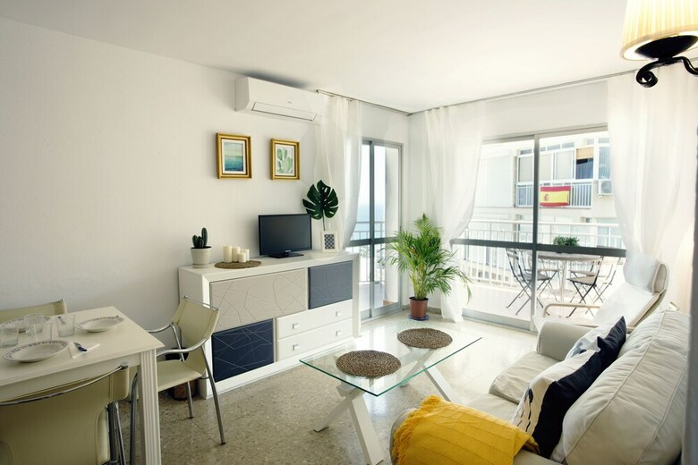 Apartamentos Center Incredible Views & Relax