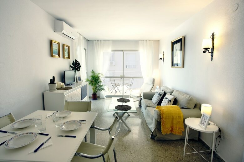 Apartamentos Center Incredible Views & Relax