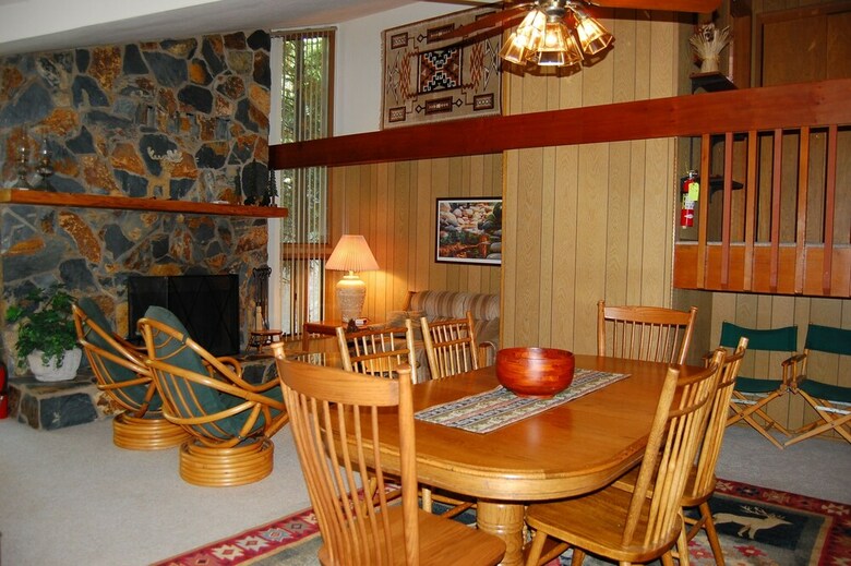 Pohono Pines