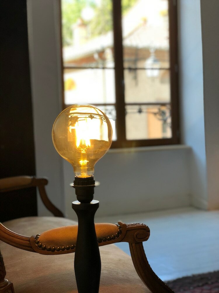 Hotel Maison Cha-ri-va-ri
