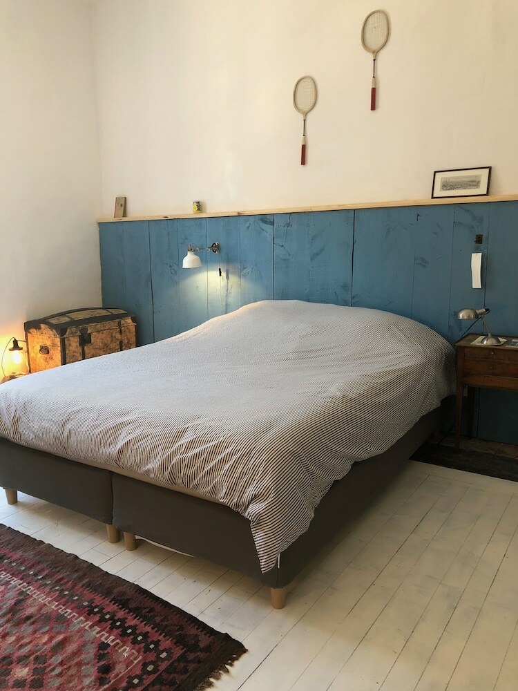 Hotel Maison Cha-ri-va-ri