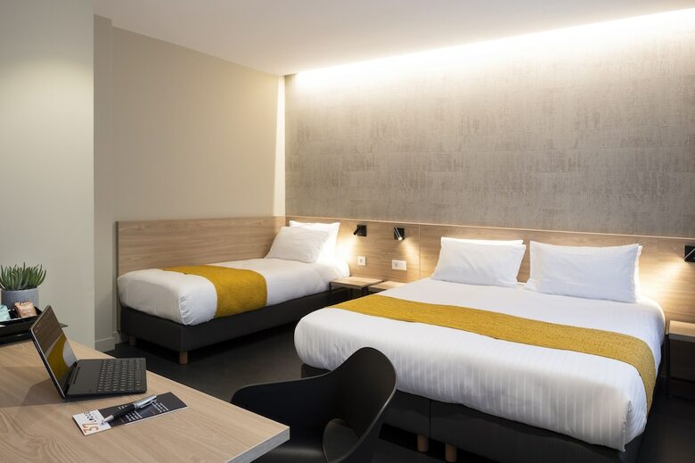 37 Lodge La D�fense Courbevoie