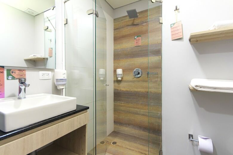 Aparthotel Gio Suites Bogota