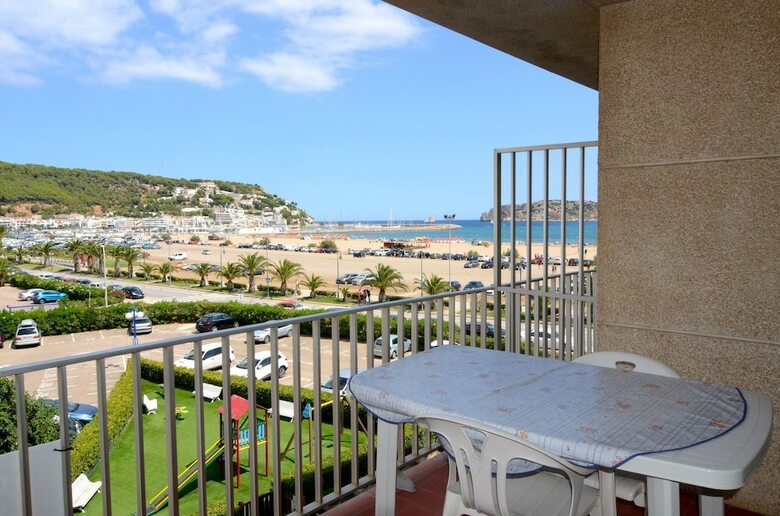 Apartamentos Rocamaura I