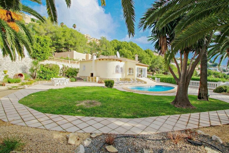 Villa Alldo - Hill Side With Private Pool In Moraira