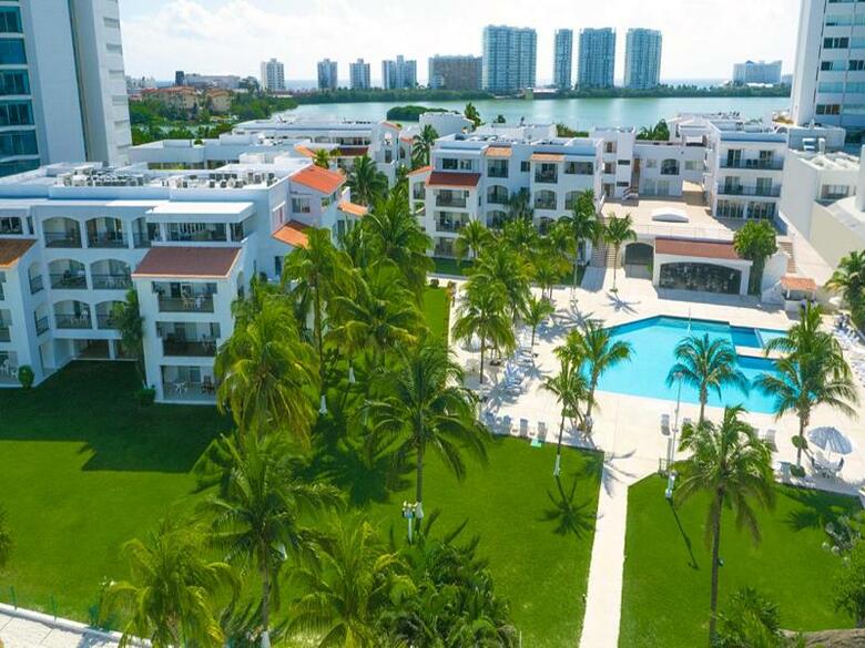 Hotel Beachscape Kin Ha Villas & Suites