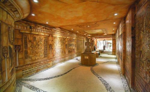 Hotel Xbalamqu� Resort & Spa