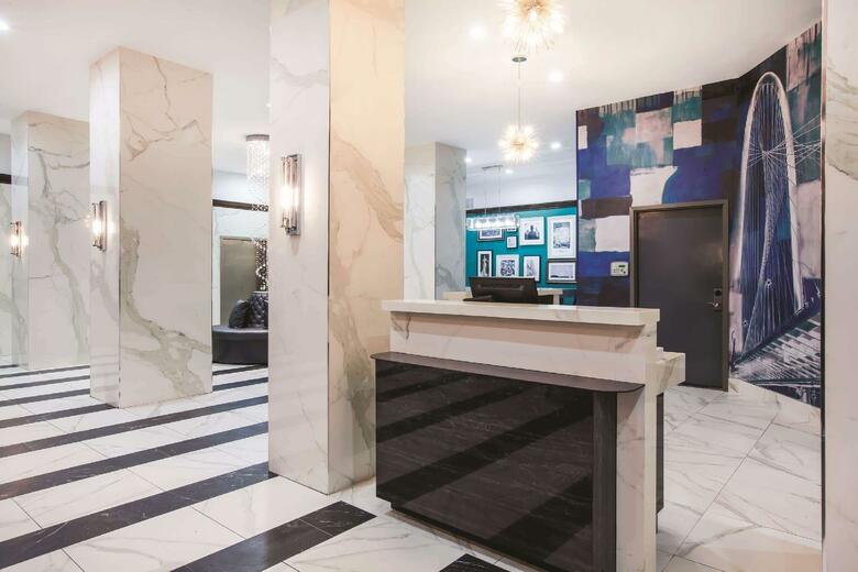 Hotel Lawrence Downtown Dallas