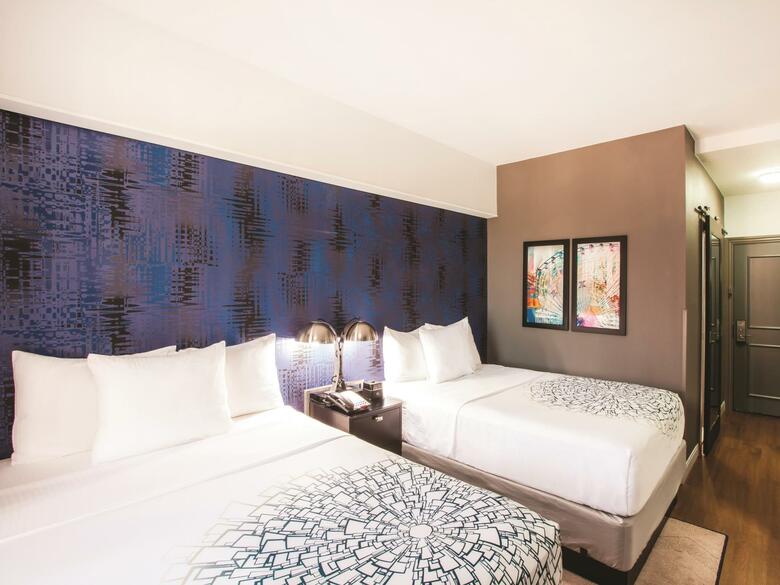 Hotel Lawrence Downtown Dallas