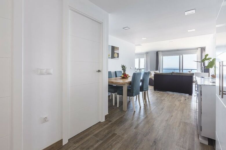 Apartamentos A&n Larios 2