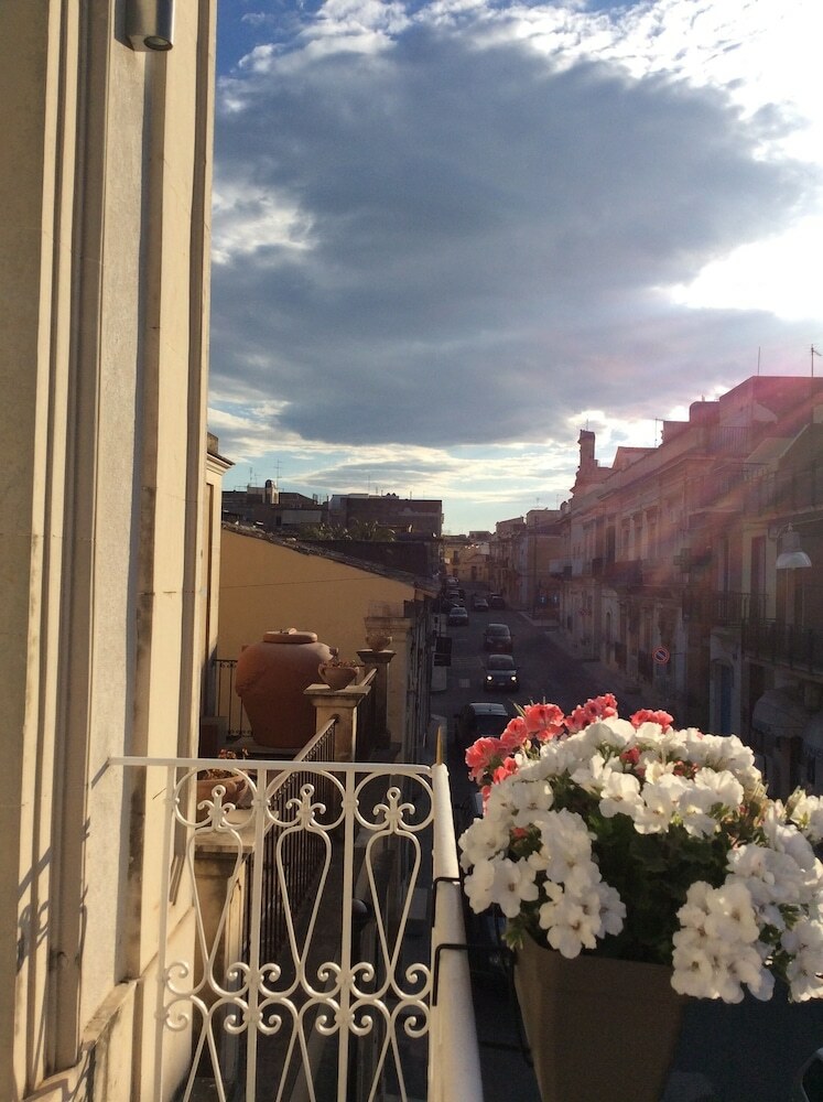 Bed & Breakfast Regina Elena Charme Rooms