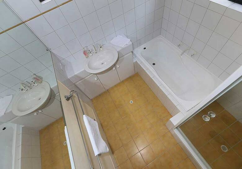 Rancho Relaxo Three Bedroom House! Fabulous Value!