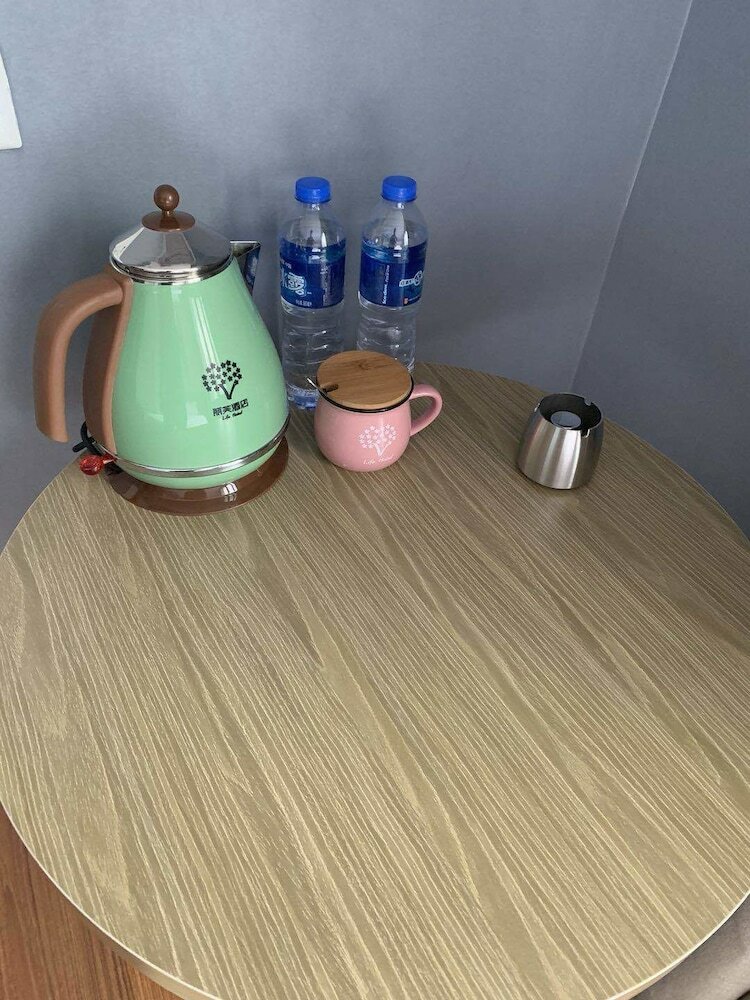 Lifu Hotel Qu Zhuang Branch