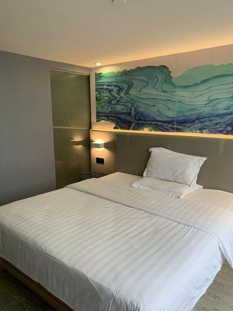Lifu Hotel Qu Zhuang Branch