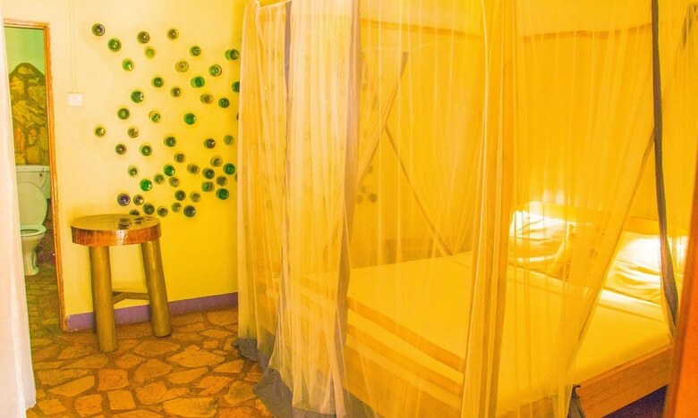 Source Of The Smile Hotel