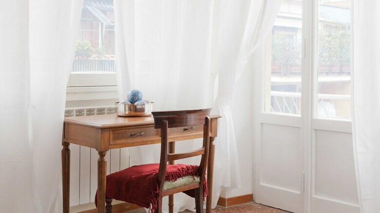 Rental In Rome Pateras Balcony Apartment
