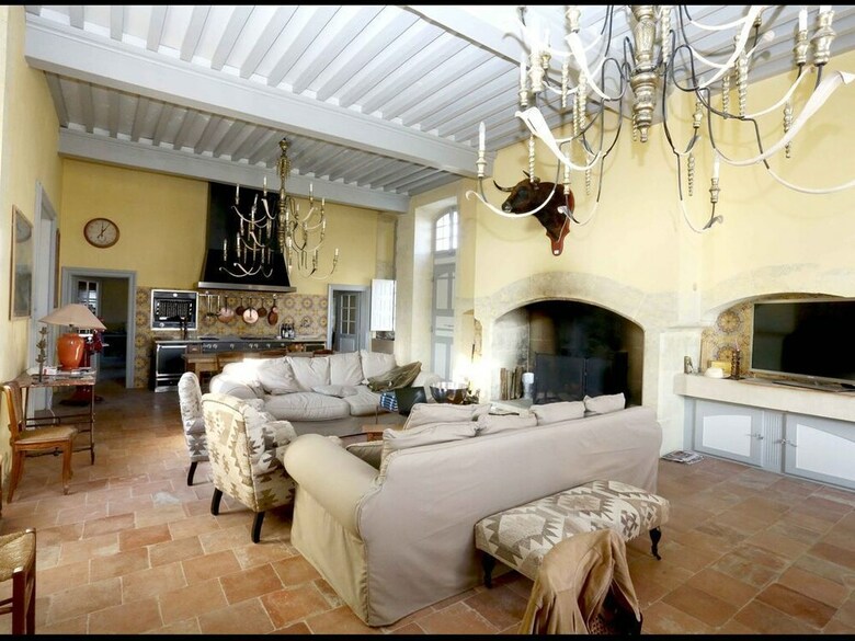 G�te Ch�teau D'arcamont