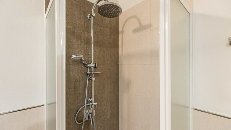 Rental In Rome Trastevere White Apartment