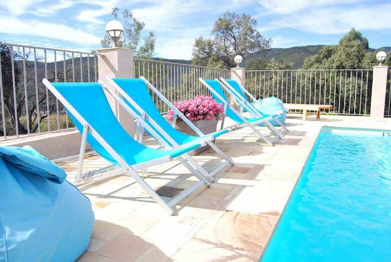 Bed & Breakfast Villa Nais