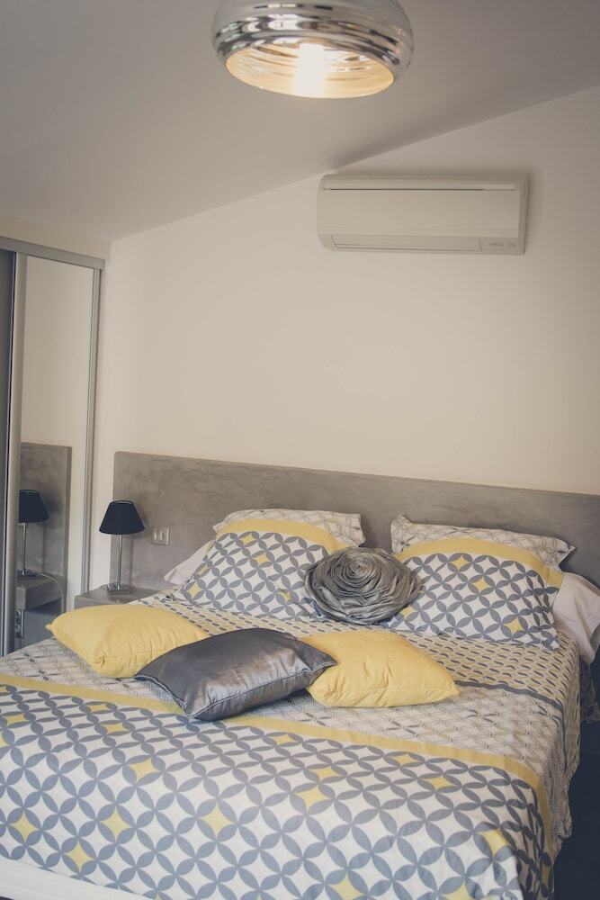 Bed & Breakfast Villa Nais