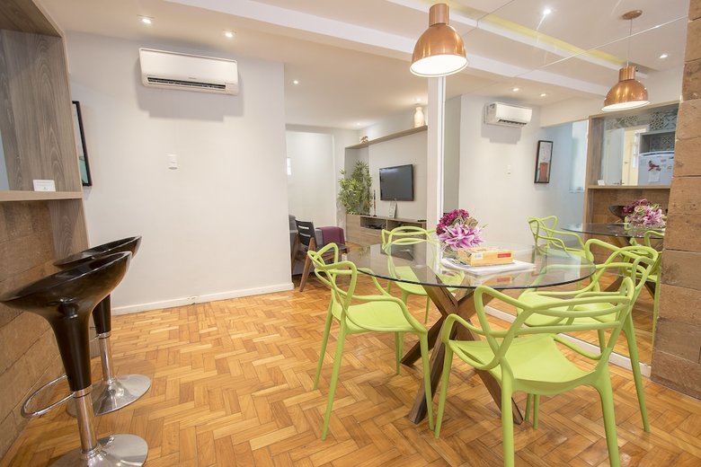 Apartamentos Linerio Praia de Copacabana 370.374