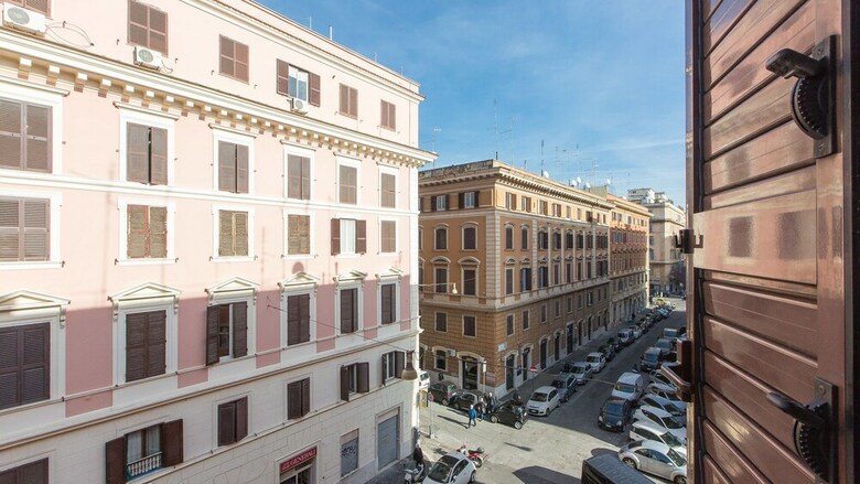 Rental In Rome Vatican Deluxe Apartment