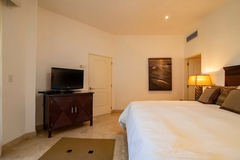 Paraiso Del Mar Resort A104 3 Bed By Casago