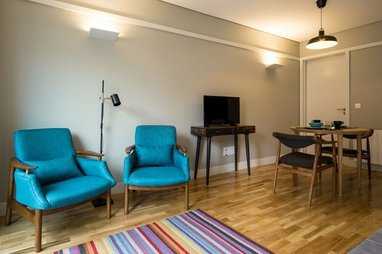 Vibrant Porto Apartments