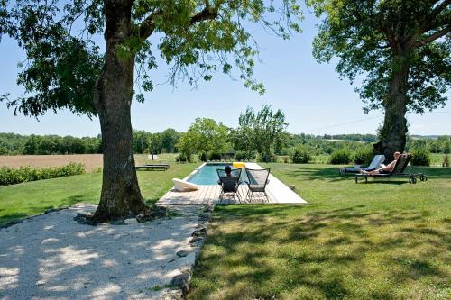 Hostal Domaine De L'isle Basse