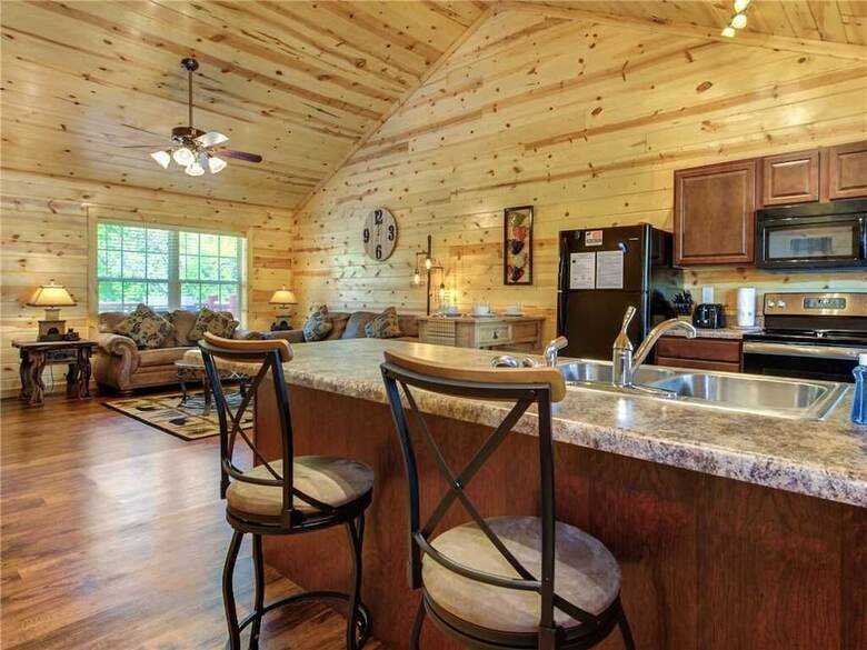 Knotty By Nature - Three Bedroom Cabin