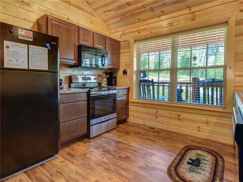 Knotty By Nature - Three Bedroom Cabin