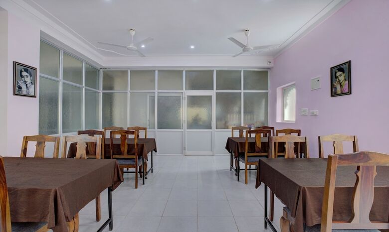 Hotel Treebo Trend Vallabh Vilas